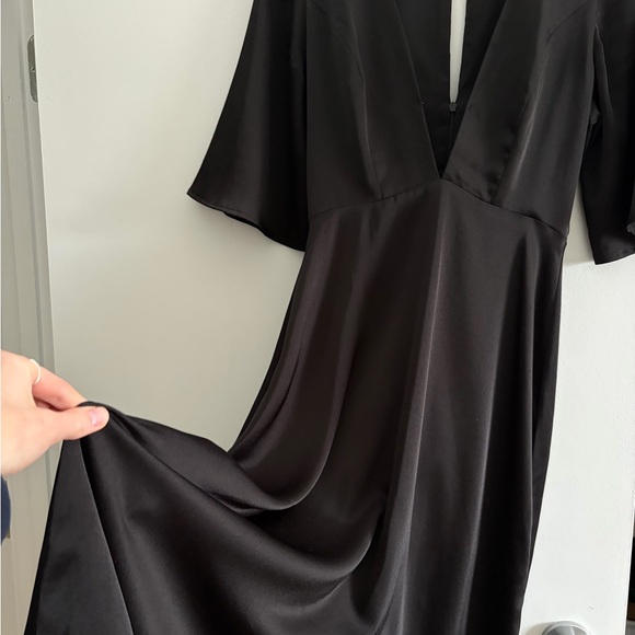Park & Fifth Satin Black Midi Dress - Picture 4 of 6